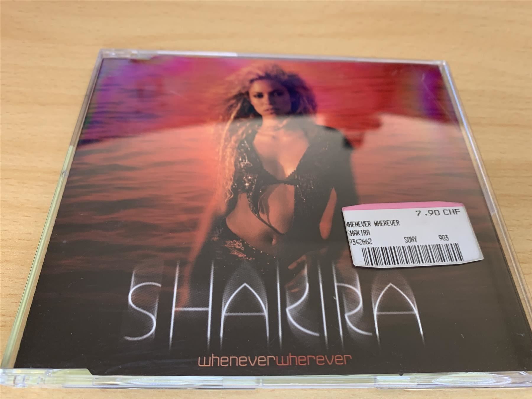 CD: Shakira – Whenever, Wherever – Usato da Rikon im Tösstal venduto da Alpenmutz