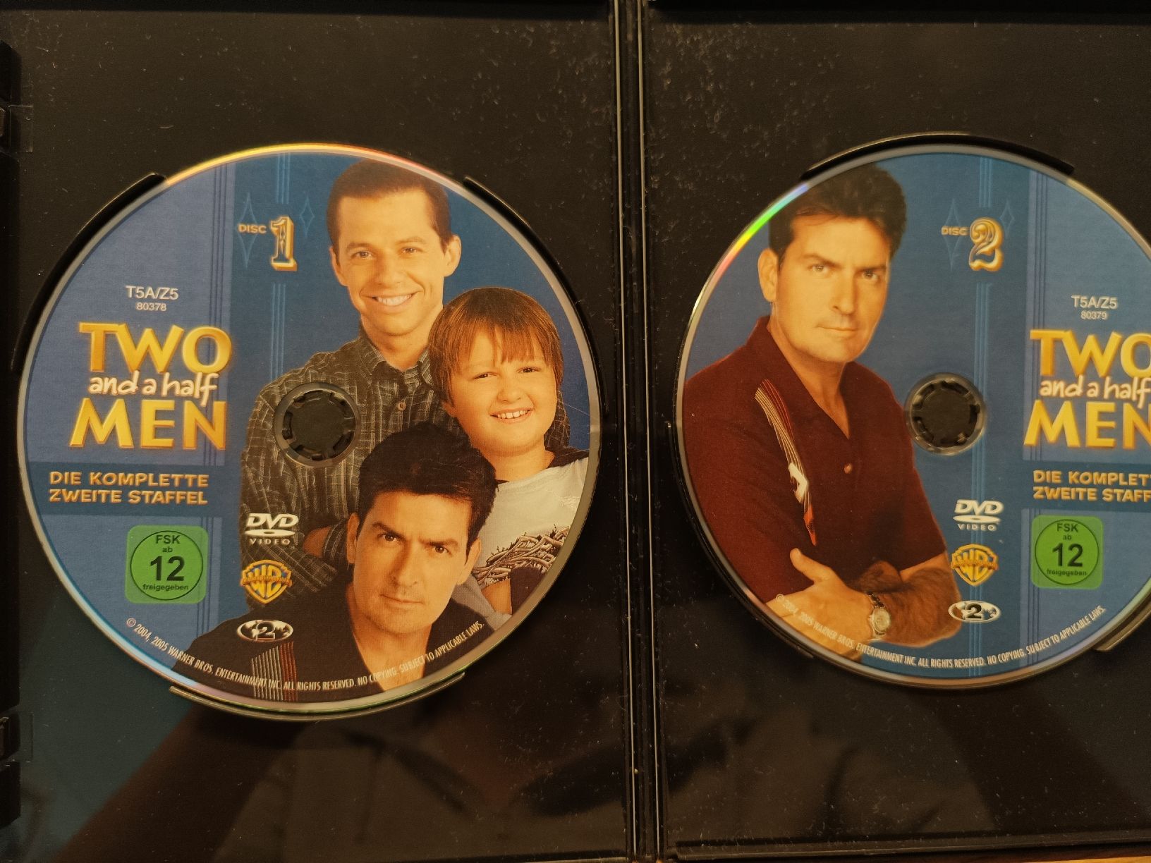 Tutti i DVDs: DVD "Two and a half Man" – Usato da Wünnewil venduto da Susuki125gt 3