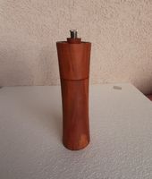 Pfeffermühle aus Zwetschgenholz, sehr selten NEU