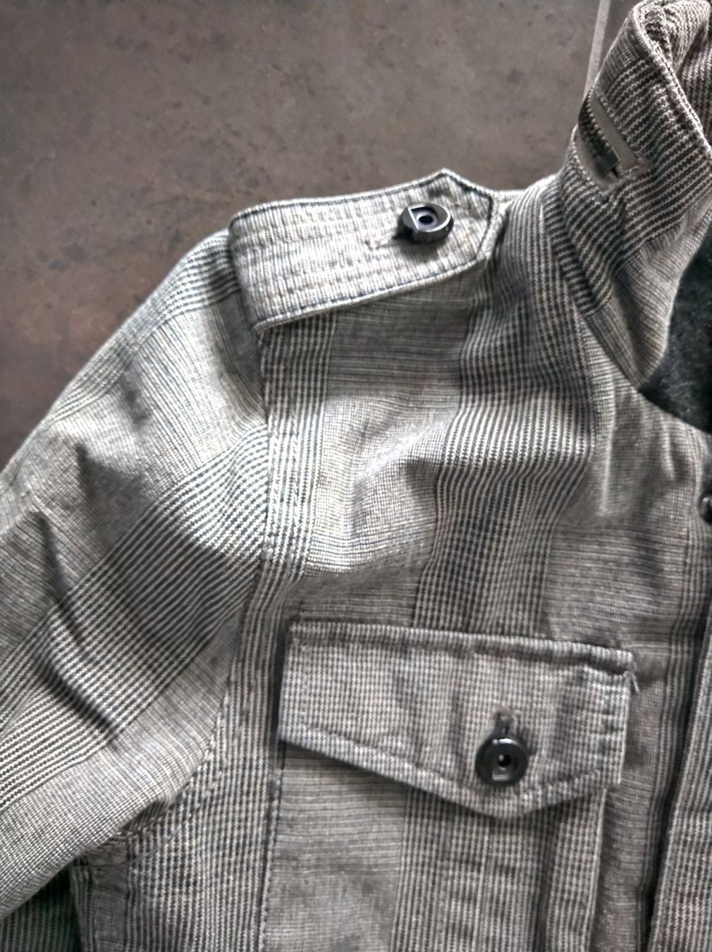 DKNY Giacche: DKNY Jacke – Usato da Salenstein venduto da Silly...0 2