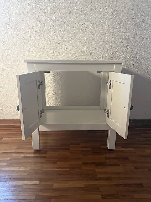 Mobili per bagno: Waschbeckenunterschrank HEMNES – Usato da Zürich venduto da SuperSeven2.0 2