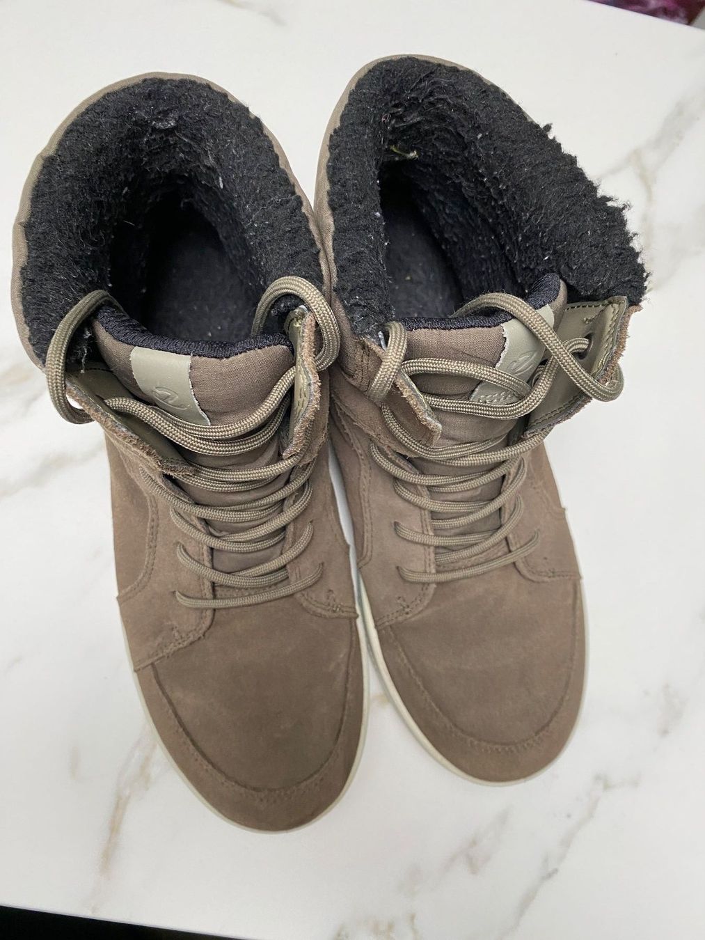 Ecco Scarpe da uomo: Unisex Schuhe ECCO GORE TEX Gr. 39 – Usato da Richterswil venduto da Busanca 2