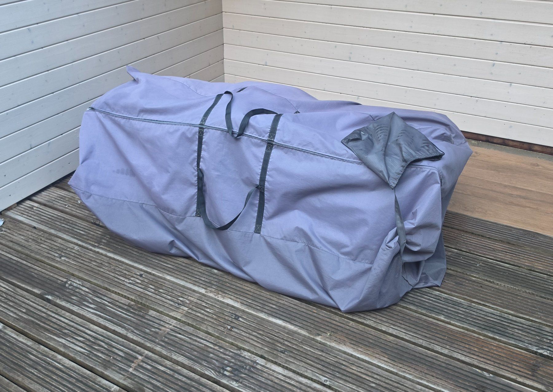 Sofas: Gartenlounge mit Beistelltisch – Gebraucht aus Etzgen von VierRingeA6 5