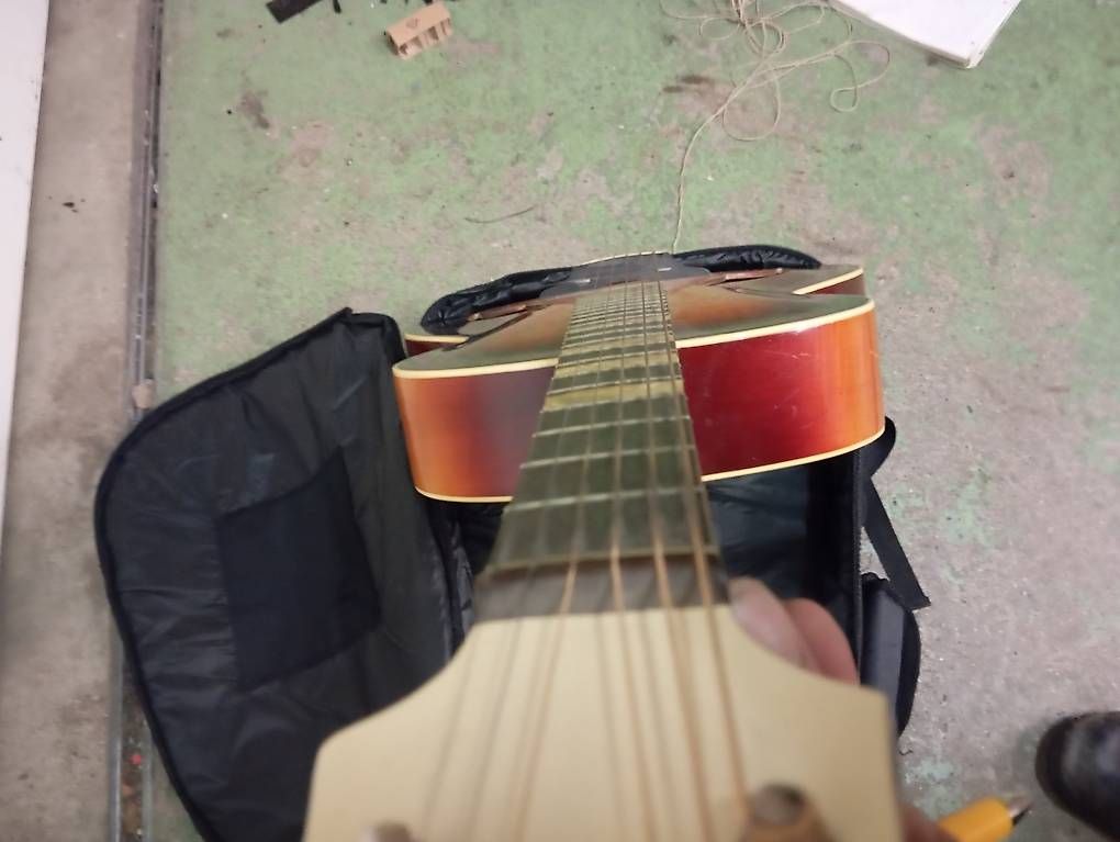 Framus Strumenti musicali: Framus Vintage Gitarre – Usato da Basel venduto da Petergunn 2