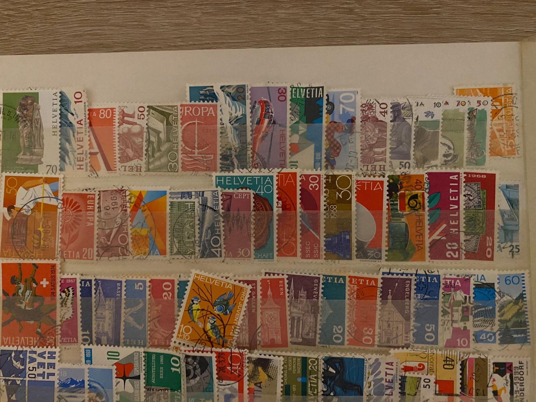 Tutti i francobolli: Briefmarken  Schweiz gemischt 120stuck – Usato da matten b. interlaken venduto da jfran17 1