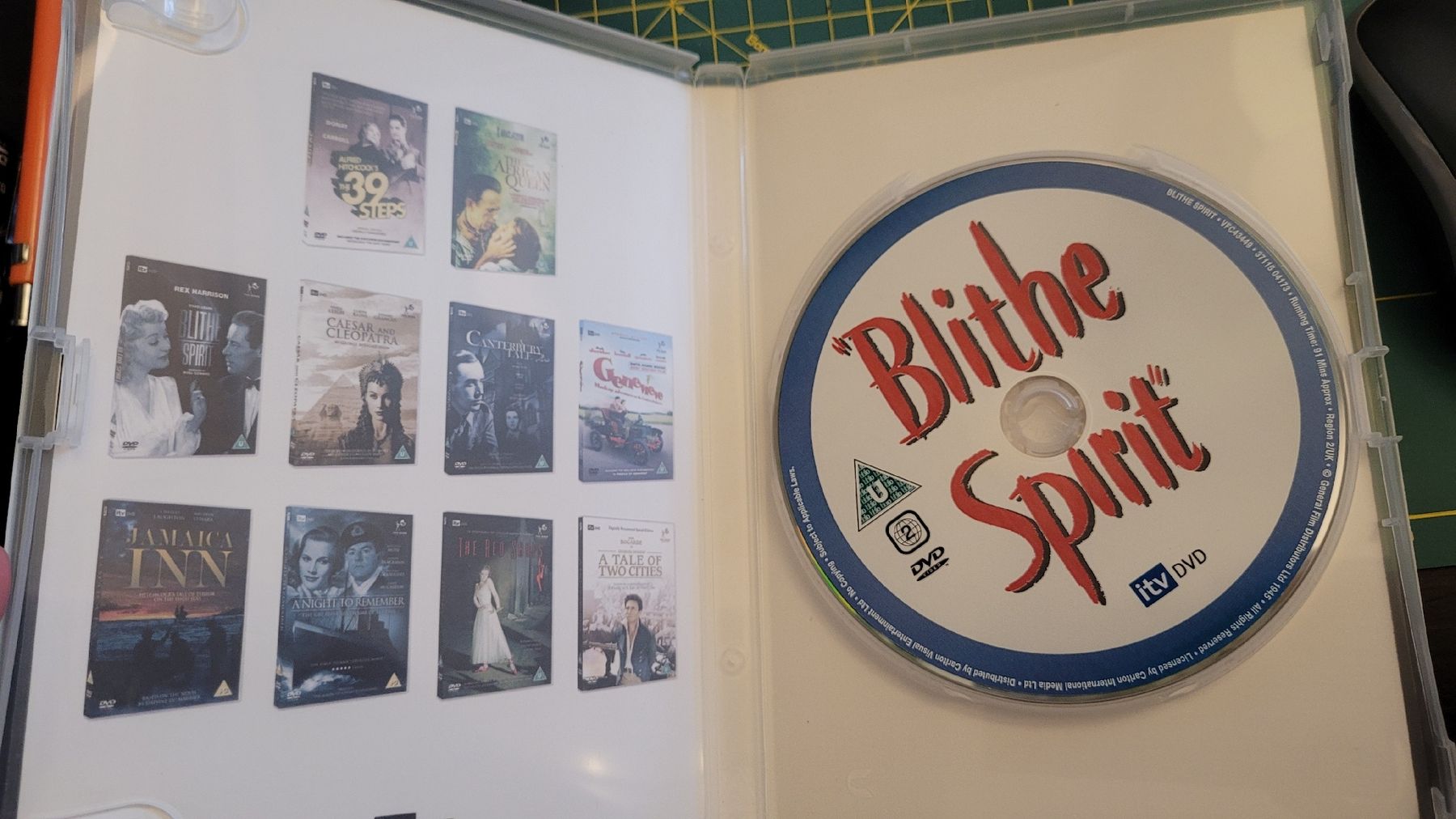 Tutti i DVDs: DVD Blithe Spirit avec Rex Harrison - VO (anglais) – Usato da Morges venduto da ric_sh6k 2