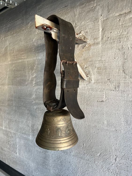 Anti-Bär Glocke Mit Lederband - Laut & Vintage Für Outdoor-Aktivitäten