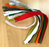 Reissverschlüsse   10 Stk 30 cm  (35)   nahtverdeckt!!!  TOP