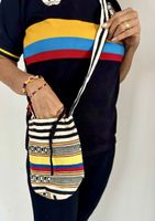 Traditionelle Wayuu-Tasche aus Kolumbien – Gelb, Blau & Rot