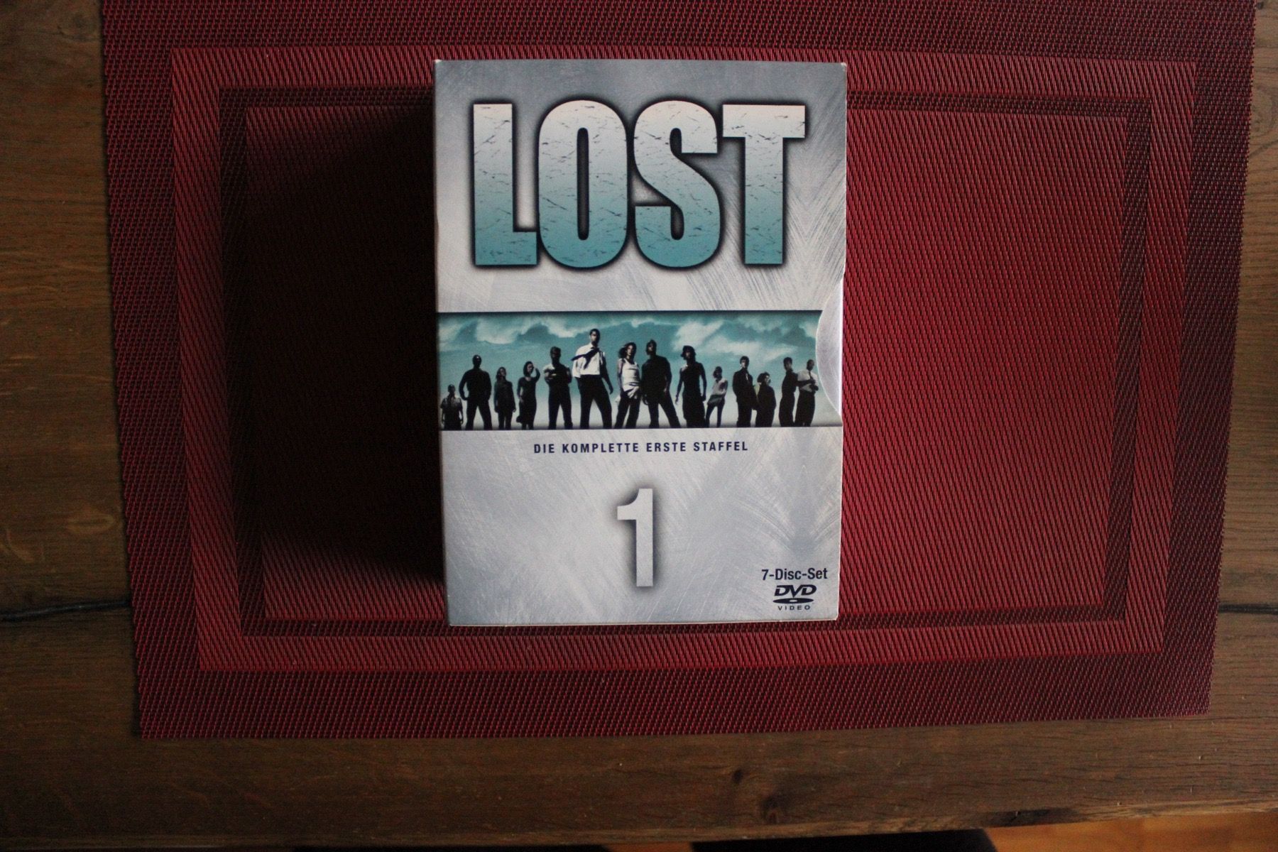 Tutti i DVDs: Lost - Die erste komplette Staffel – Nuovo (secondo la descrizione) da Geroldswil venduto da Schlumpfine1973