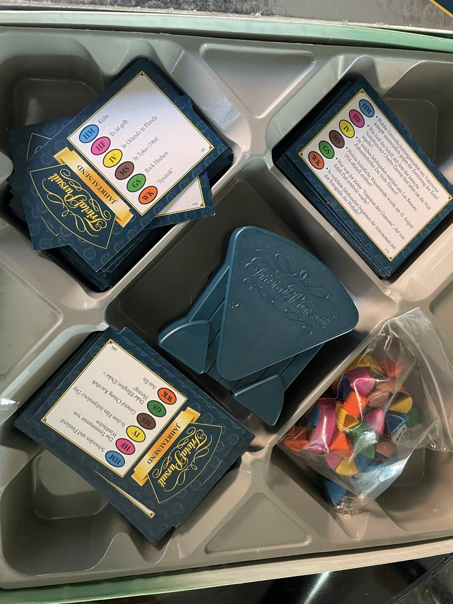 Giochi: Trivial Pursit Jahrtausend Edition – Usato da Wildensbuch venduto da Mangosteen7 2