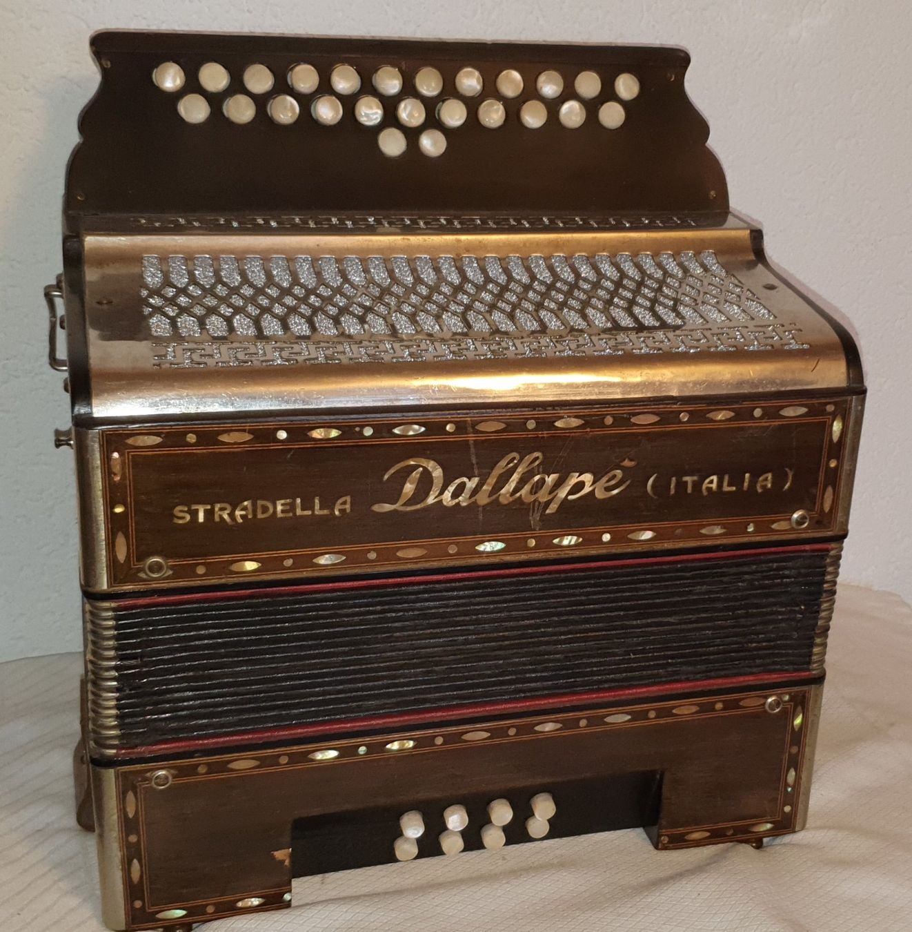 Strumenti musicali: Concertina Dallape rare – Usato da Penthalaz venduto da EvandroLuz 2