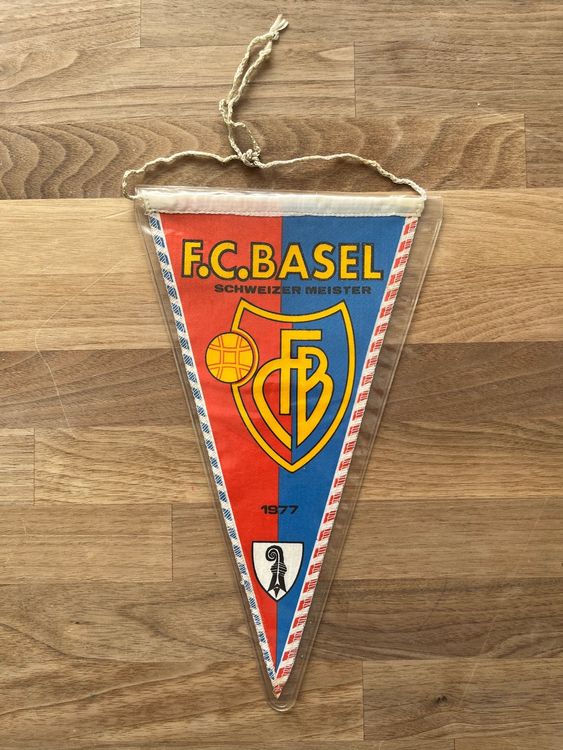 Fanion De Football FC The Belval Belvaux (Luxembourg) - Wimpel FCB - Collection