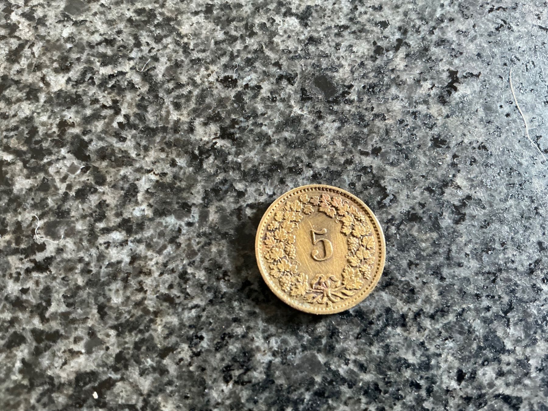 Tutti le monete: Schweizer 5 Rappen Münze 1918 , Messing – Usato da Jona venduto da Jancy60 1