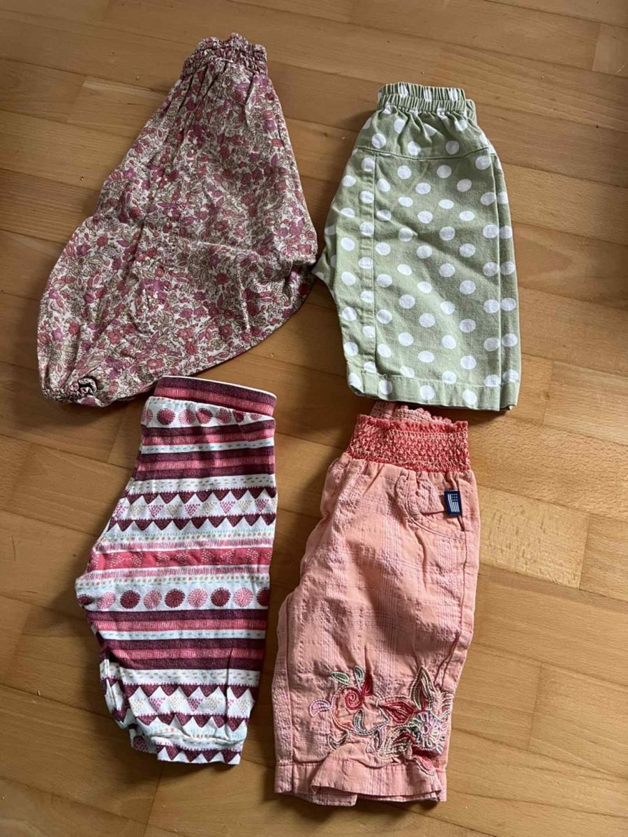 Lotti & Set di vestiti: 4 x Sommerhosen Grösse 68 – Usato da Ebikon venduto da KarinM02