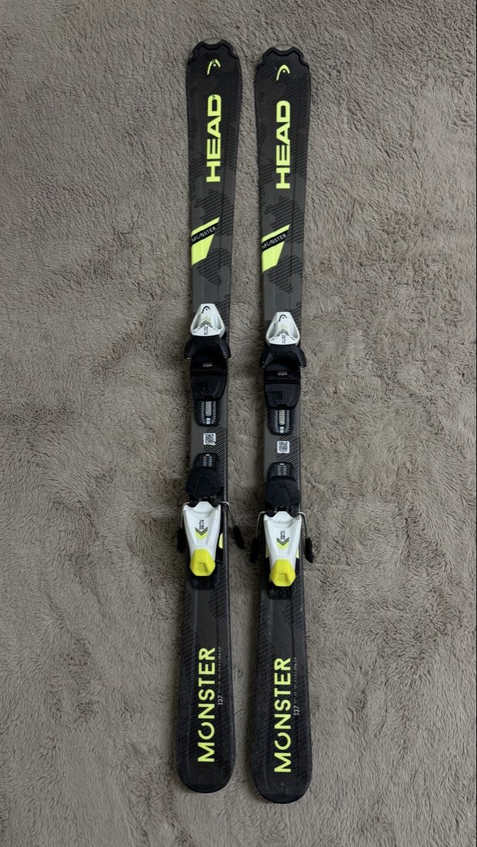Head Sci: Kinder Ski Head Monster 137 cm mit Bindung gebraucht – Usato da Dietlikon venduto da kickboxer_999