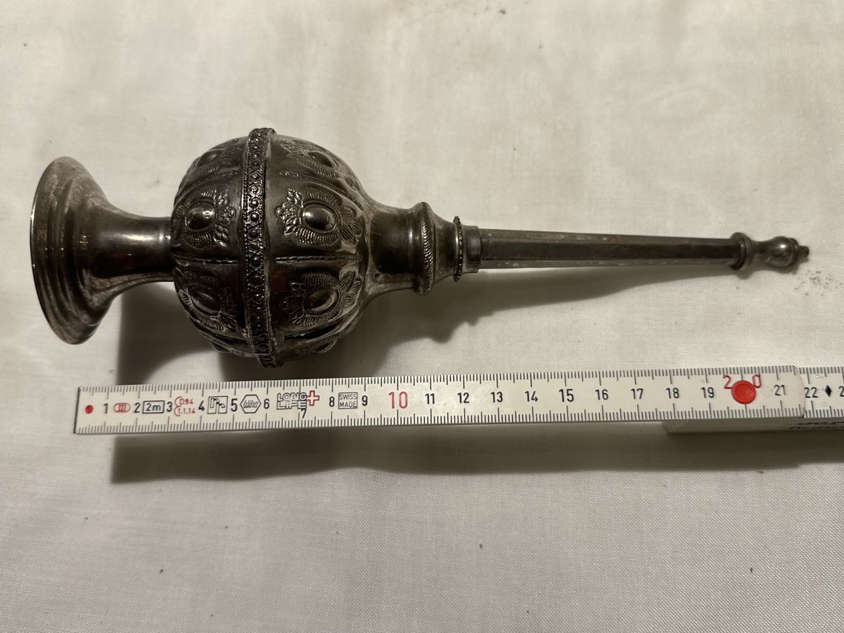 Bottiglie: Antiker Silberne Parfüm-Flasche , Orientalisch. – Usato da Zürich venduto da Chaeffeler 5