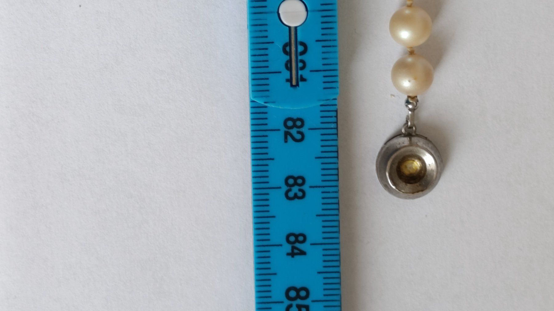 Catenine: Collier long vintage  perles & fermoir ARGENT – Usato da Genève venduto da EcrinVintage 8