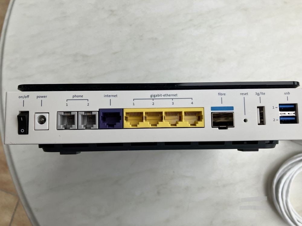 Swisscom Modem & Router: Swisscom Internet-Box plus – Usato da Zürich venduto da and_5ztn 1