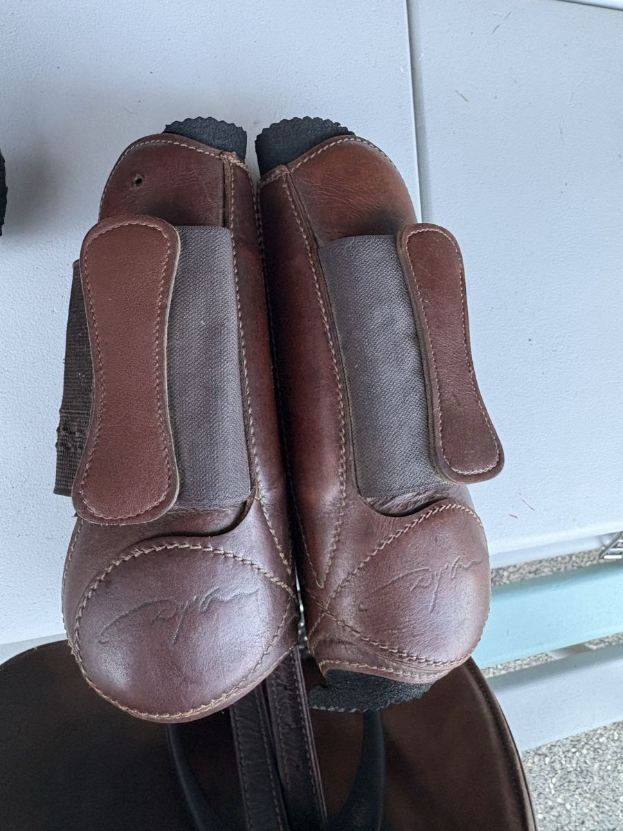 Stinchiere & Fasciature: Guêtres D’yon en cuir brunes  – Usato da Puplinge venduto da Mady88 2