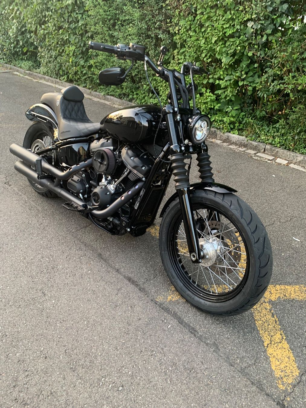 Harley-Davidson Cruisers: Harley Davidson Street Bob – D'occasion à wettingen par faruk013