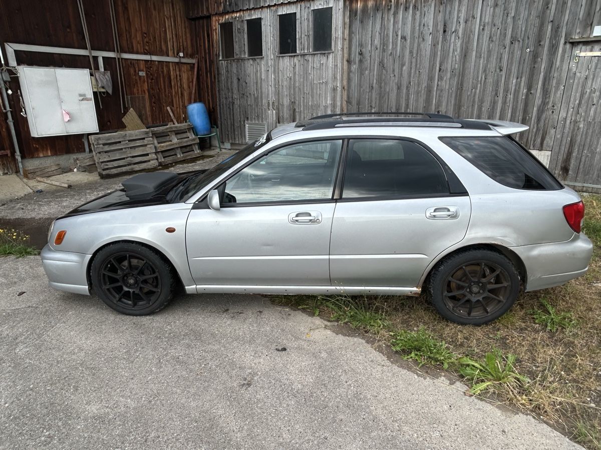 Subaru Autos: Subaru Impreza 2.0 turbo – Gebraucht aus Kaltbrunn von Davidhegner0 9