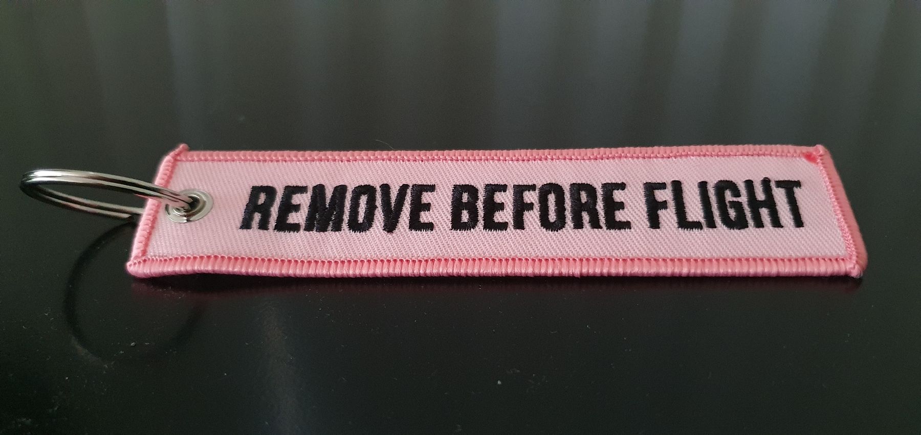 Portachiavi: Schlüsselanhänger "REMOVE BEFORE FLIGHT" – Nuovo e nell'imballaggio originale da Meggen venduto da goelfu09 4