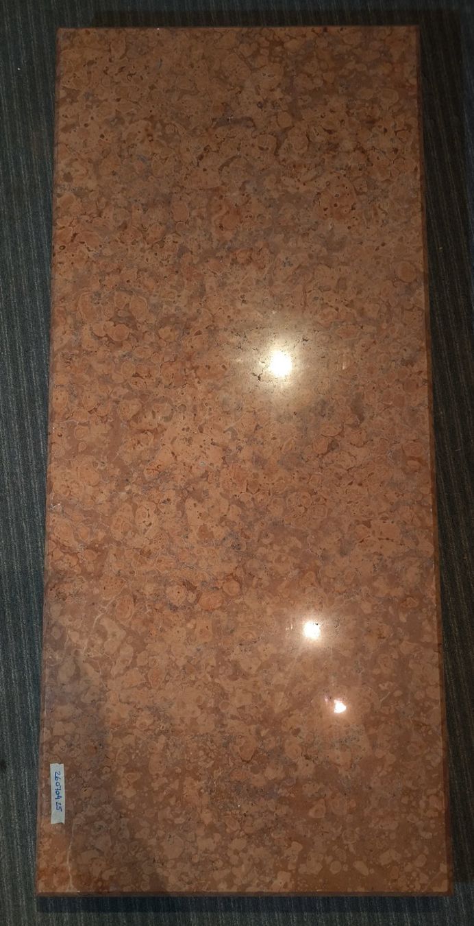 Sonstige Dekorationen & Accessoires: 2 x Podest aus Marmor Rosso Verona – Gebraucht aus Rorschacherberg von snOOpydOg11 1