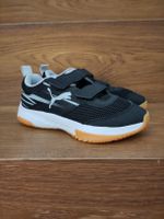 NEU: PUMA Varion Hallenturnschuh, Gr. 33