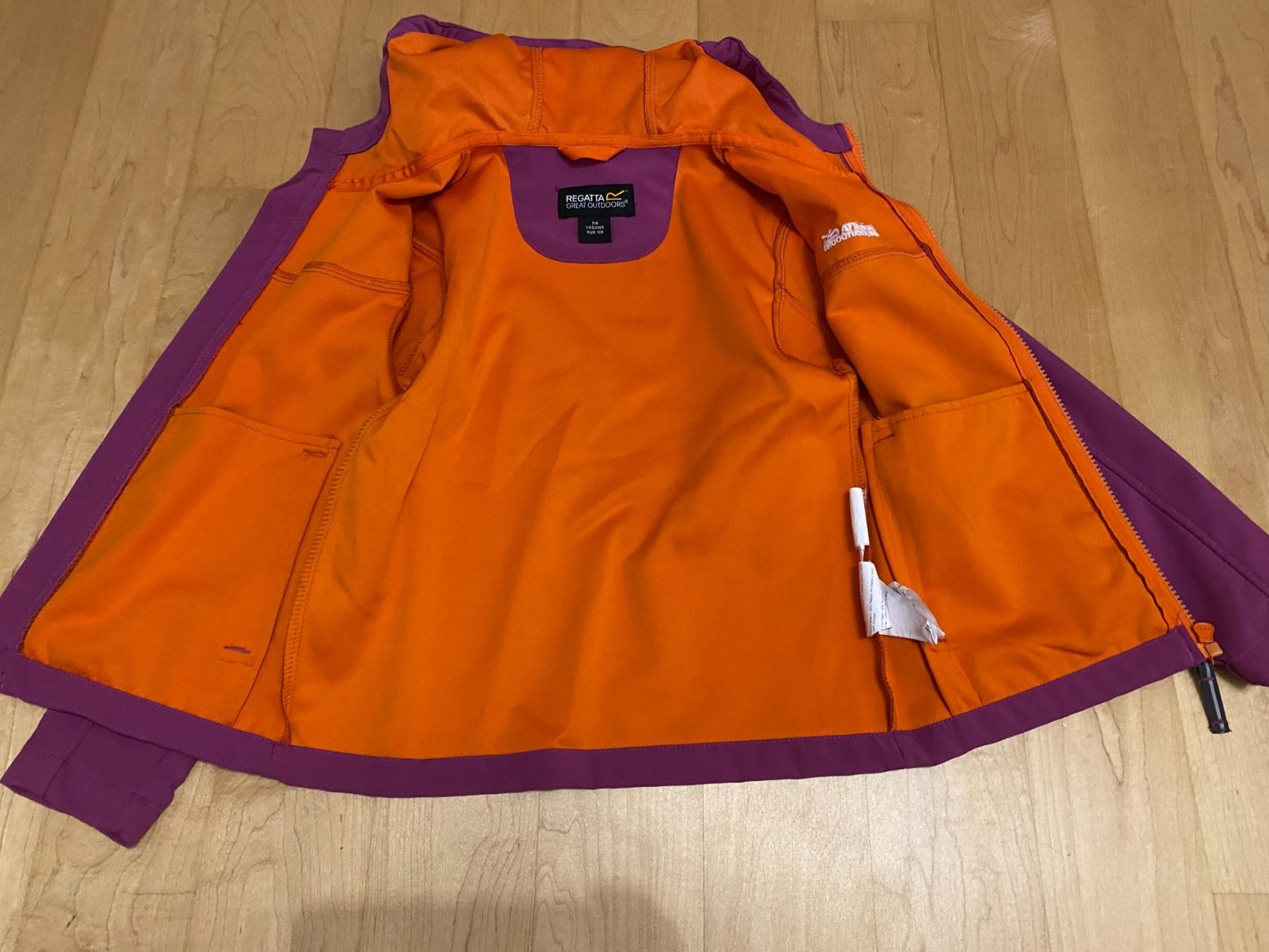 Giacche & Cappotti: Softshell XLT Jacke Regatta Gr. 128 lila-orange – Usato da Flawil venduto da savoypremium 1