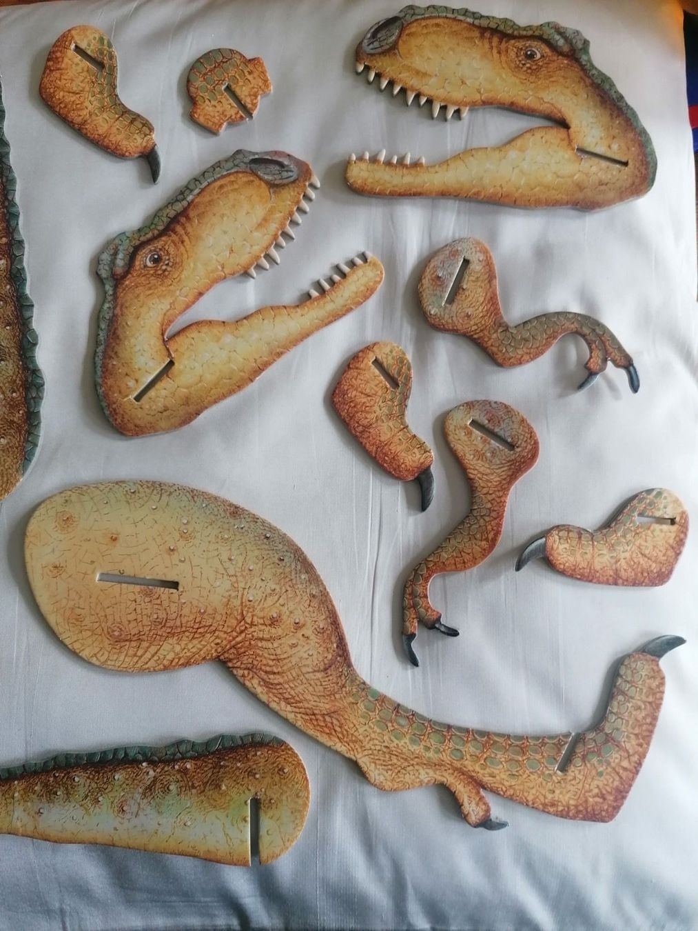 Giocattoli: Dinosaure-Tyrannosaurus Rex à assembler – Usato da Porrentruy venduto da Olifante 4