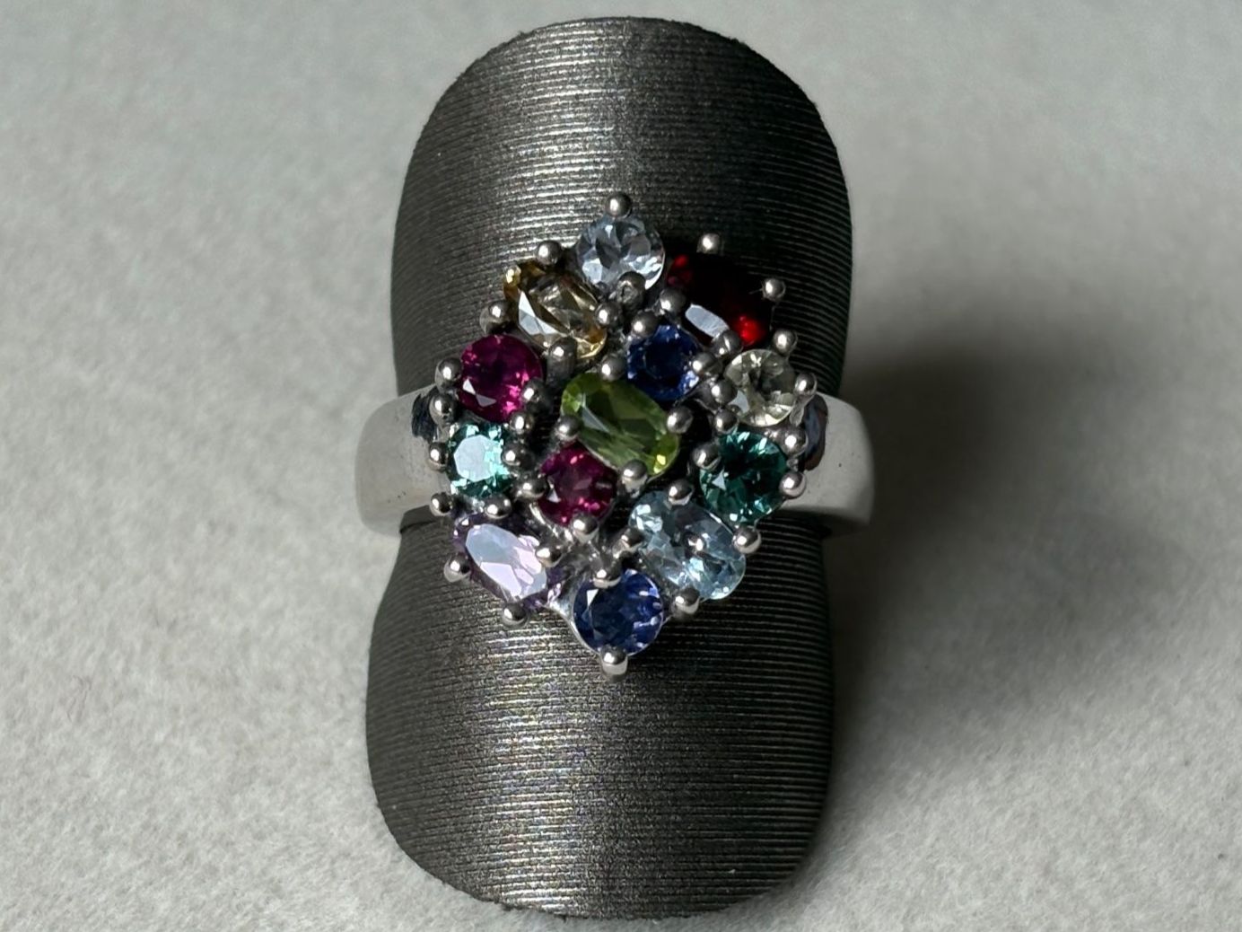Anelli: Ring, Granat, Peridot, Citrin, Tansanit, Amethyst, Gr. 57 – Nuovo (secondo la descrizione) da Brugg AG venduto da lau_9rvy 2