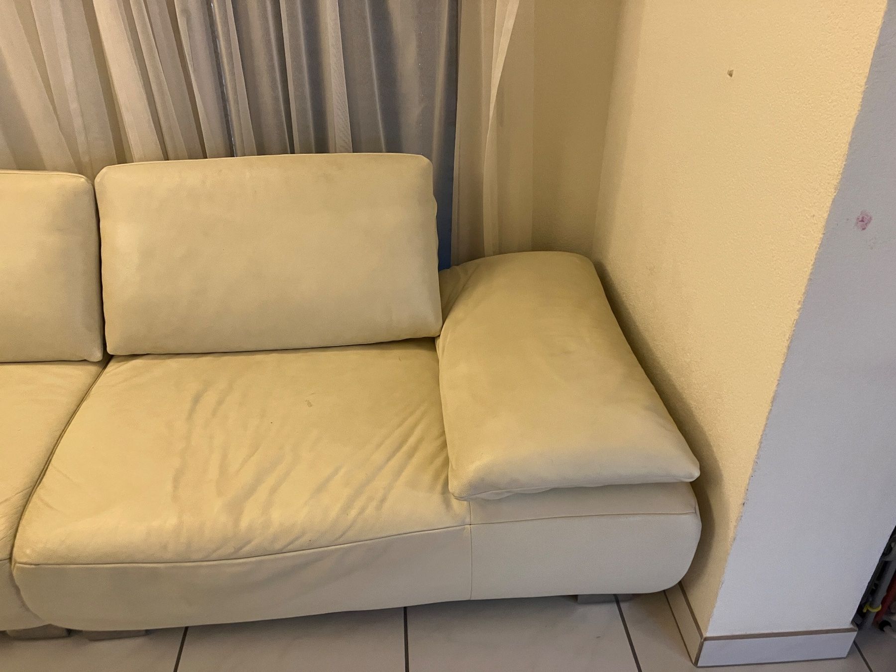 Koinor Sofas: Koinor Ledersofa gratis abzugeben – Gebraucht aus Walenstadt von Marc_J_W 3
