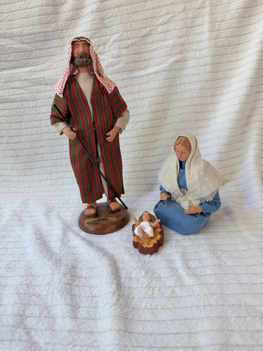 Toutes les décorations: Santons / Provence : Maria/Josef (etwa 27cm gross) Jesuskind – D'occasion à Wettingen par Mat5430