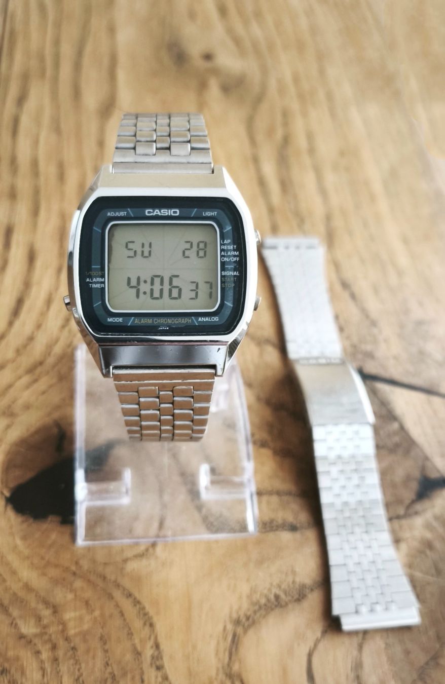 Casio Orologi: Casio A 201 Blue Thunder sehr selten – Usato da Aarau venduto da Blingo01
