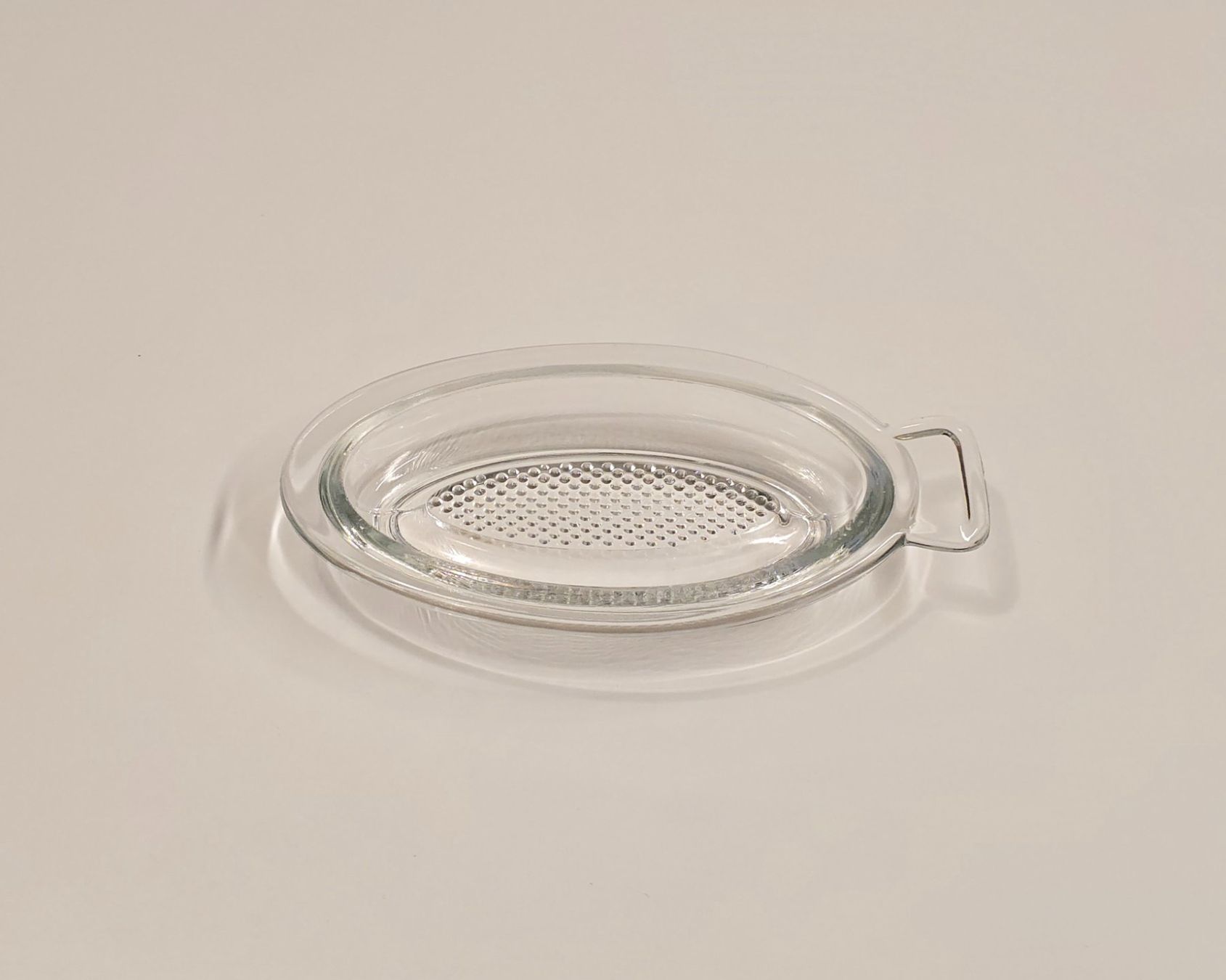 Elettrodomestici da cucina: Praktische Apfelreibe Glas – Usato da Dättlikon venduto da Wundertuete_