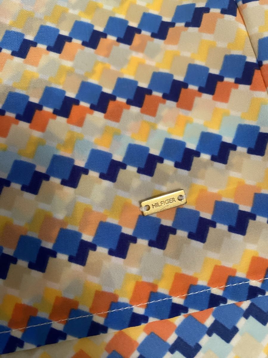 Tommy Hilfiger Tops: Tommy Hilfiger Top 🌸 – Gebraucht aus Opfikon von Luis144 1