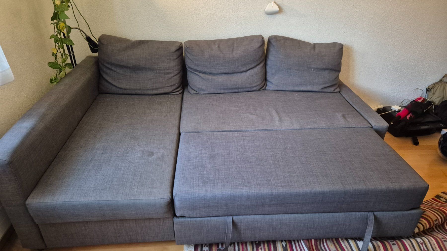 Ikea Sofas: Sofa , mit Bettfunktion – D'occasion à Zürich par Arlecchin