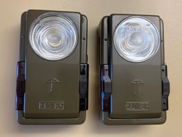 2 ELVES Militärtaschenlampen - Schweizer Armee