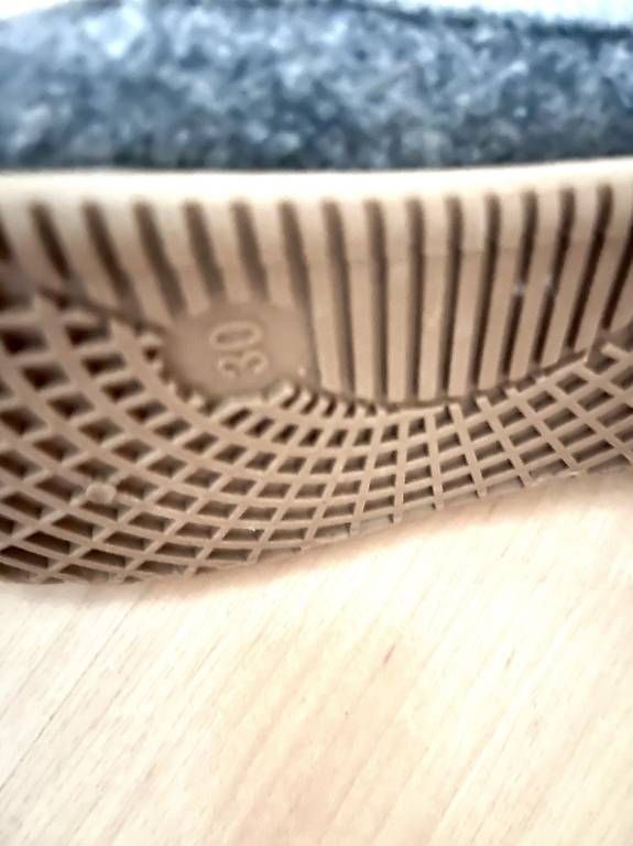 Schuhe für Jungen: Kinderhausschuhe Kuniboo Grösse 30 , Neu  – Gebraucht aus Eschenbach LU von arin91 4
