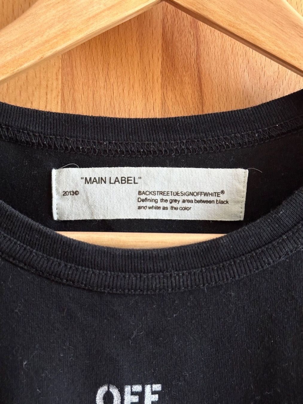 Off-White T-shirt: Vintage Off-White T-shirt – Usato da Schlieren venduto da car_2bwb 2