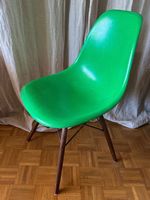 CHAISE EAMES