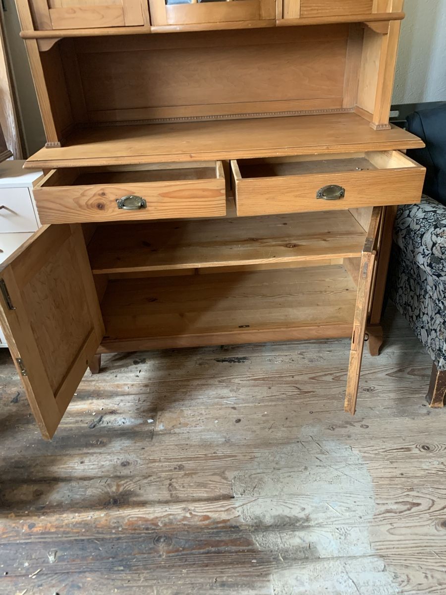 Büffets: Buffet Schrank Holz mit Glastüre – Gebraucht aus Gontenschwil von Mark_Buehler_DH 2