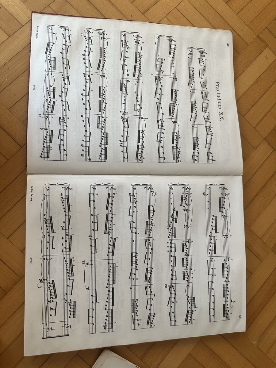 Libri: Bach Etuden – Usato da Urdorf venduto da robobespannung 4