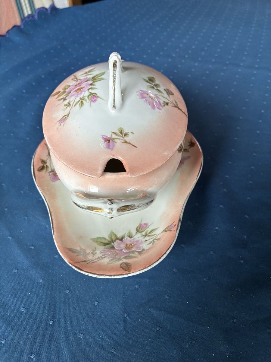 Ciotole: Antike Saucière rosa, Limoges – Usato da Dornach venduto da Rosengarten 3