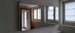 Schneider Spiegelschrank 150 cm mit Beleuchtung und Steckdos