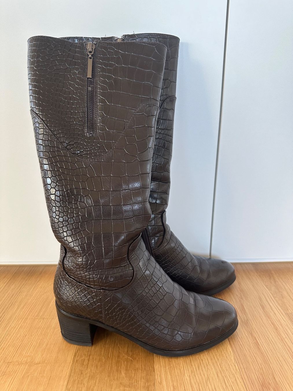 Scarpe da donna: Winter Leather Boots (Ria Rosa) – Usato da Rickenbach b. Wil venduto da iah_pg6d
