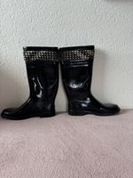 Burberry Schwarze Gummistiefel mit Nieten Gr. 40