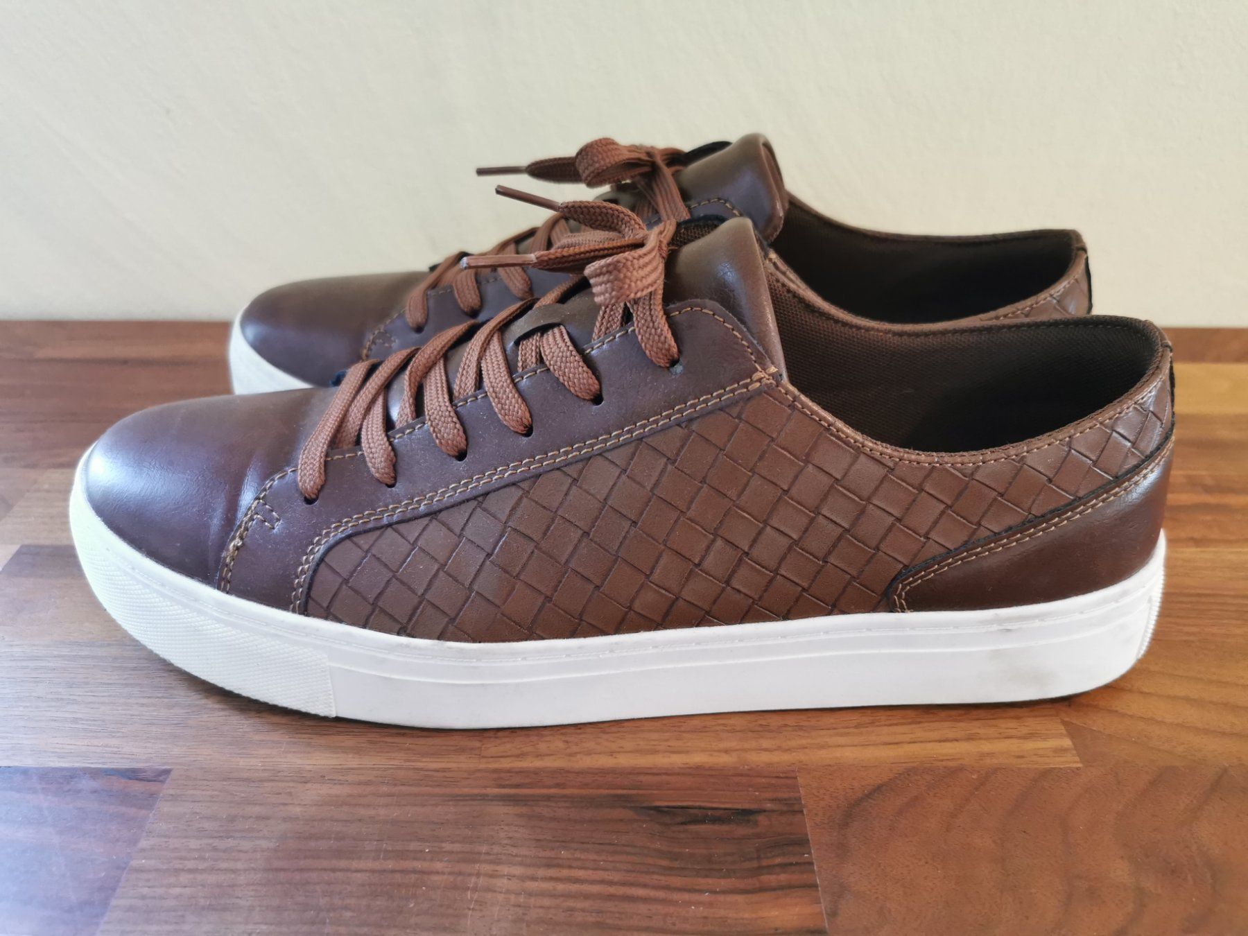 Scarpe da uomo: Venice; braune Sneaker / Schuhe Gr. 46 – Usato da Boniswil venduto da Totomat-Lady