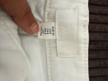 H&M Damen Shorts weiss Grösse 40 neuwertig